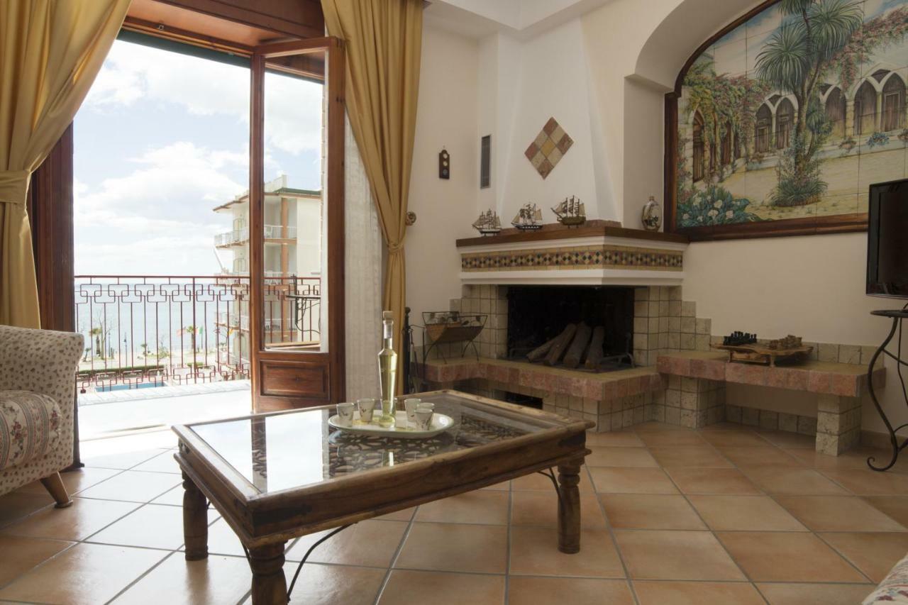 Apartament Panorama Host - Domus Amalfi Coast Maiori Zewnętrze zdjęcie
